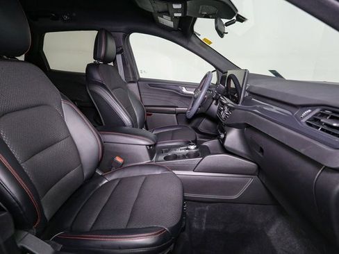 Used 2023 Ford Escape ST-Line w/ Tech Pack #1 image 17