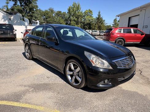 Used 2012 INFINITI G37 Journey w/ Premium Pkg RWD image 3