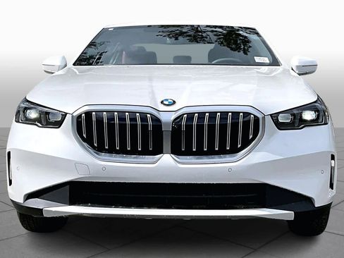 New 2026 BMW 530i image 3