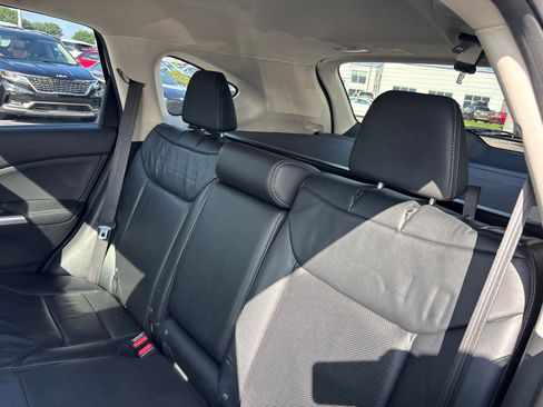 Used 2015 Honda CR-V Touring image 27