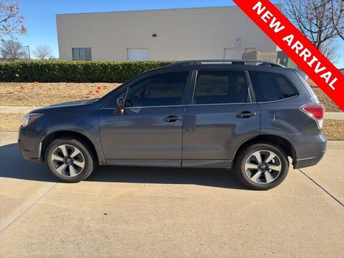 Used 2017 Subaru Forester 2.5i Limited image 8