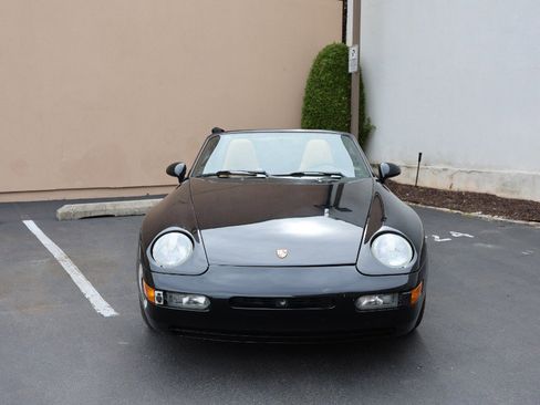 Used 1995 Porsche 968 Cabriolet RWD image 3