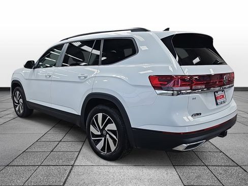Used 2025 Volkswagen Atlas SE image 7