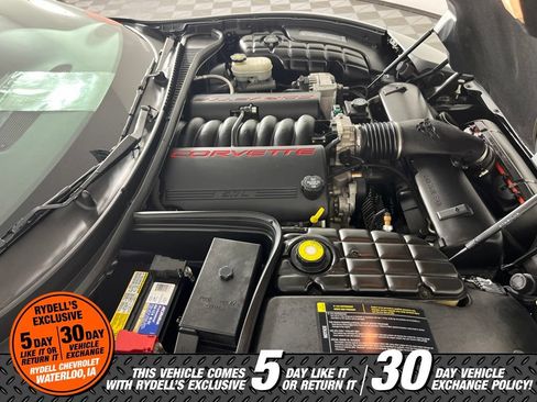 Used 2004 Chevrolet Corvette Coupe RWD image 20