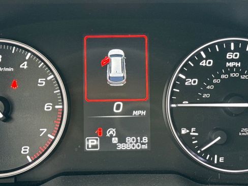 Used 2024 Subaru Outback Premium image 18