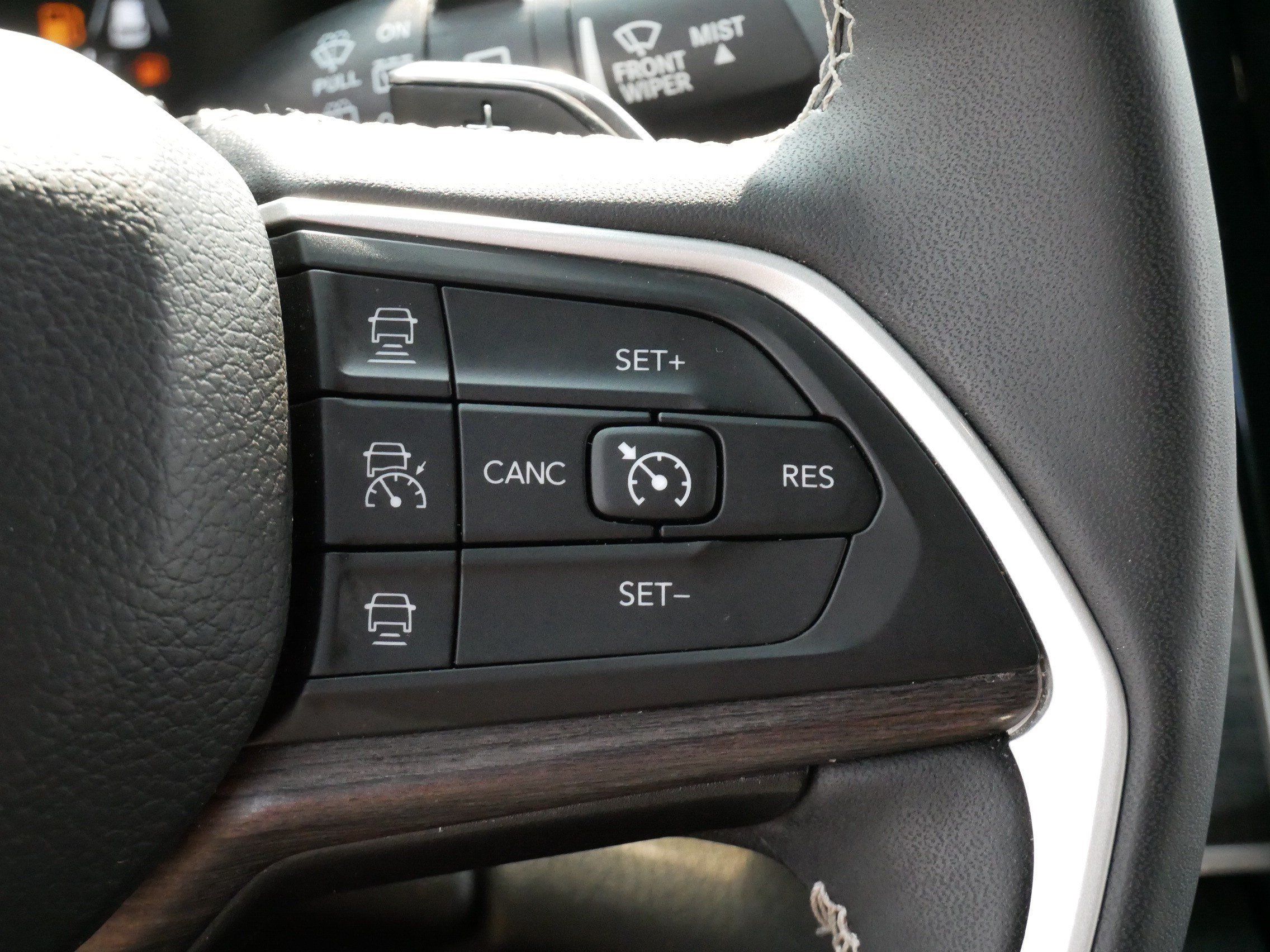 Used 2022 Jeep Grand Cherokee Limited 4xe AWD/4WD image 25
