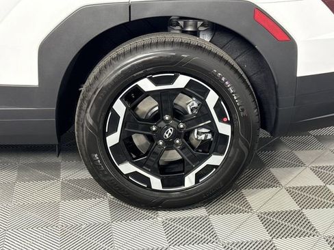 Used 2025 Hyundai Santa Fe SEL image 18