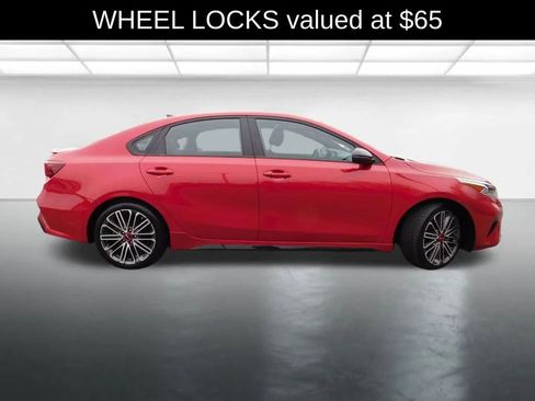 Used 2023 Kia Forte GT image 4