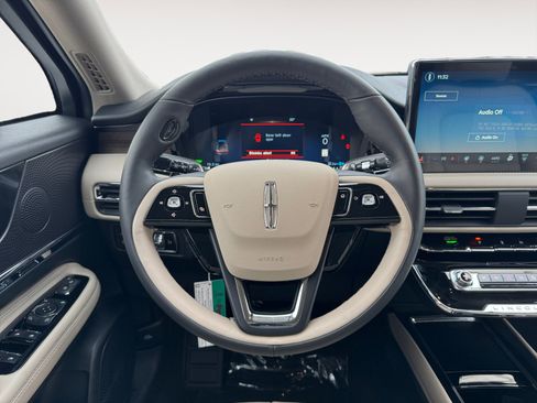 New 2026 Lincoln Corsair Grand Touring image 15