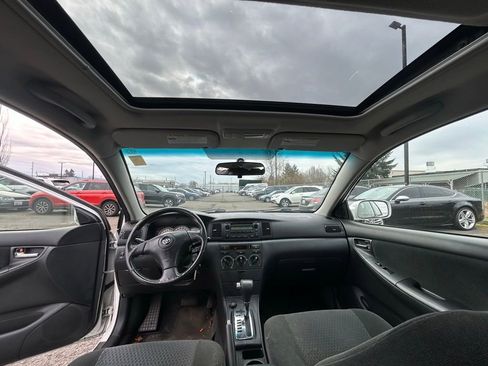 Used 2005 Toyota Corolla S image 18