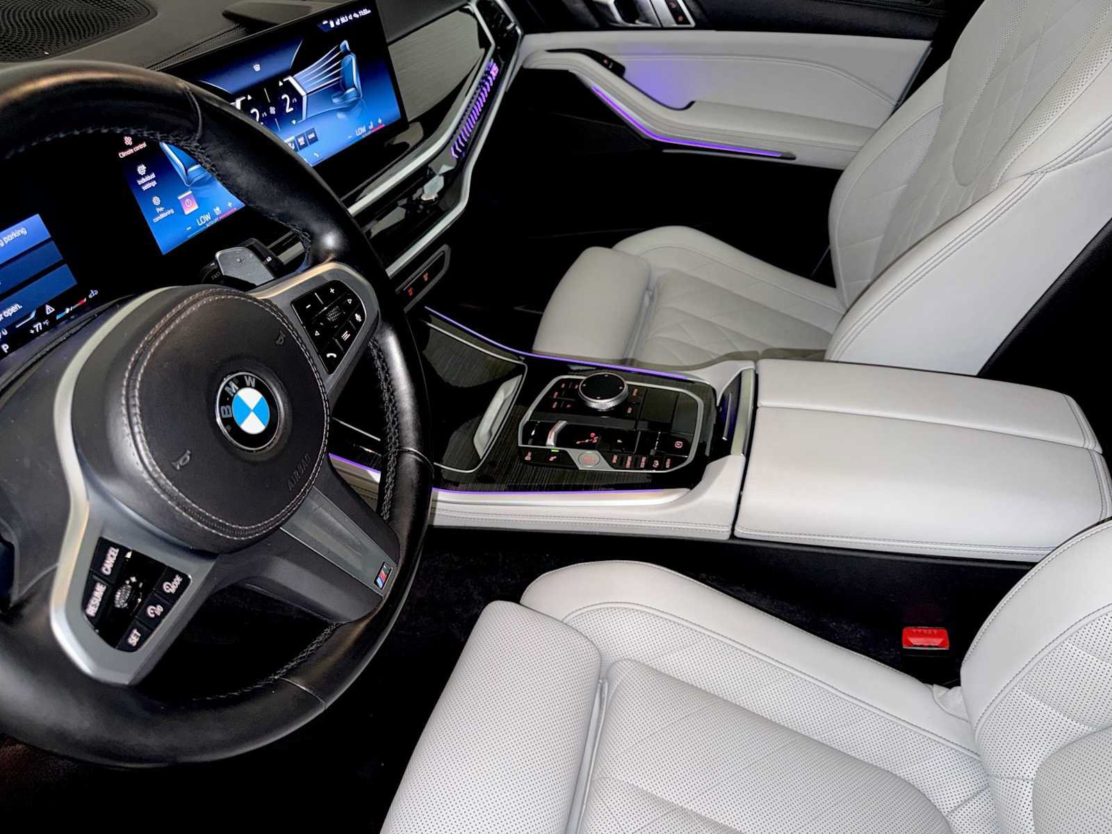 Used 2024 BMW X5 xDrive40i w/ M Sport Package AWD/4WD image 19