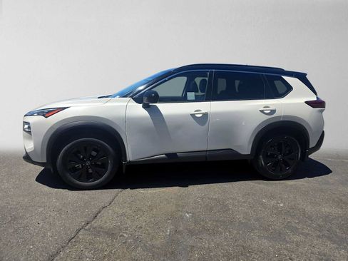 Used 2023 Nissan Rogue SV w/ SV Premium B Package FWD image 6