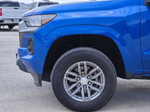 Used 2023 Chevrolet Colorado LT w/ LT Convenience Package II RWD image 8