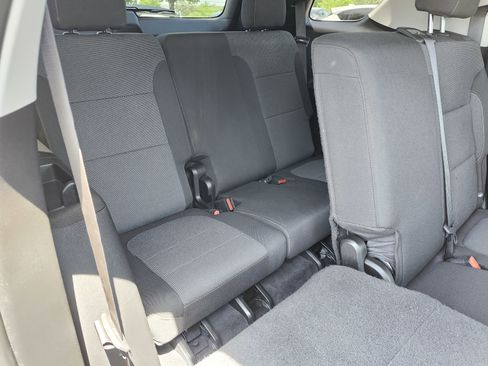 Used 2020 Chevrolet Traverse LS FWD image 20