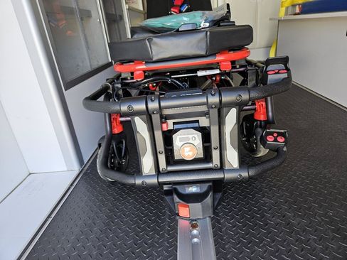 Used 2016 Ford F350 XLT RWD image 25
