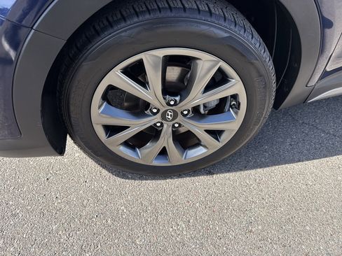 Used 2018 Hyundai Santa Fe Sport image 9