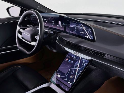 Used 2025 Lucid Air Touring AWD/4WD image 15