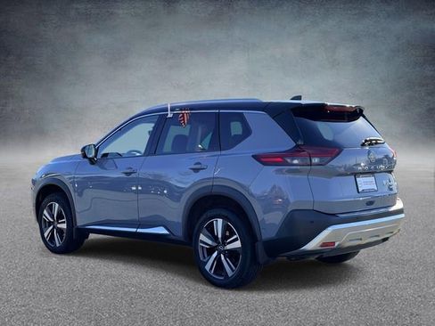 Used 2022 Nissan Rogue Platinum w/ Head-Up Display Package AWD/4WD image 4
