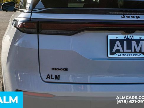 Used 2025 Jeep Wagoneer S Limited image 13