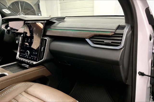 Used 2026 GMC Acadia Denali w/ Super Cruise Package AWD/4WD image 19