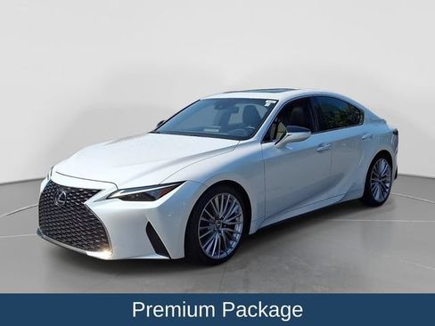 Used 2023 Lexus IS 300 w/ Premium Package RWD image 4