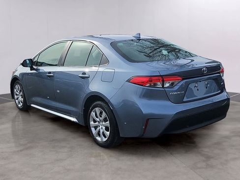 Used 2023 Toyota Corolla LE image 6