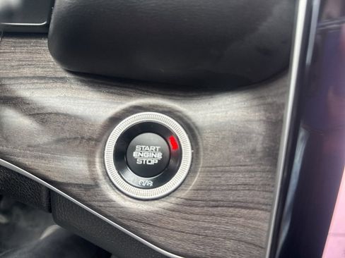 Used 2023 Jeep Grand Cherokee L Limited image 34