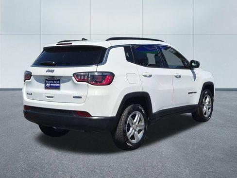 Used 2024 Jeep Compass Latitude AWD/4WD image 6