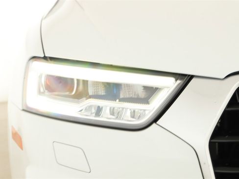 Used 2016 Audi Q3 2.0T Prestige image 35