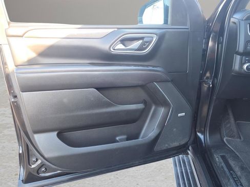 Used 2021 GMC Yukon XL AT4 w/ AT4 Premium Package image 32