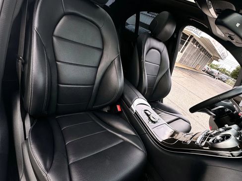 Used 2018 Mercedes-Benz C 300 Sedan image 23