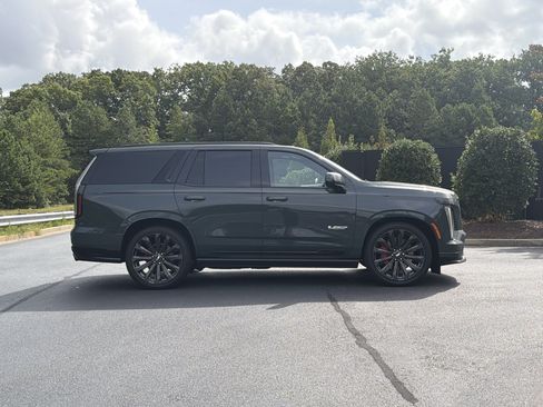 Used 2026 Cadillac Escalade V AWD/4WD image 5