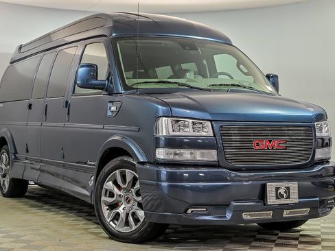 New 2026 GMC Savana 2500 Extended w/ Driver Convenience Package RWD image 1