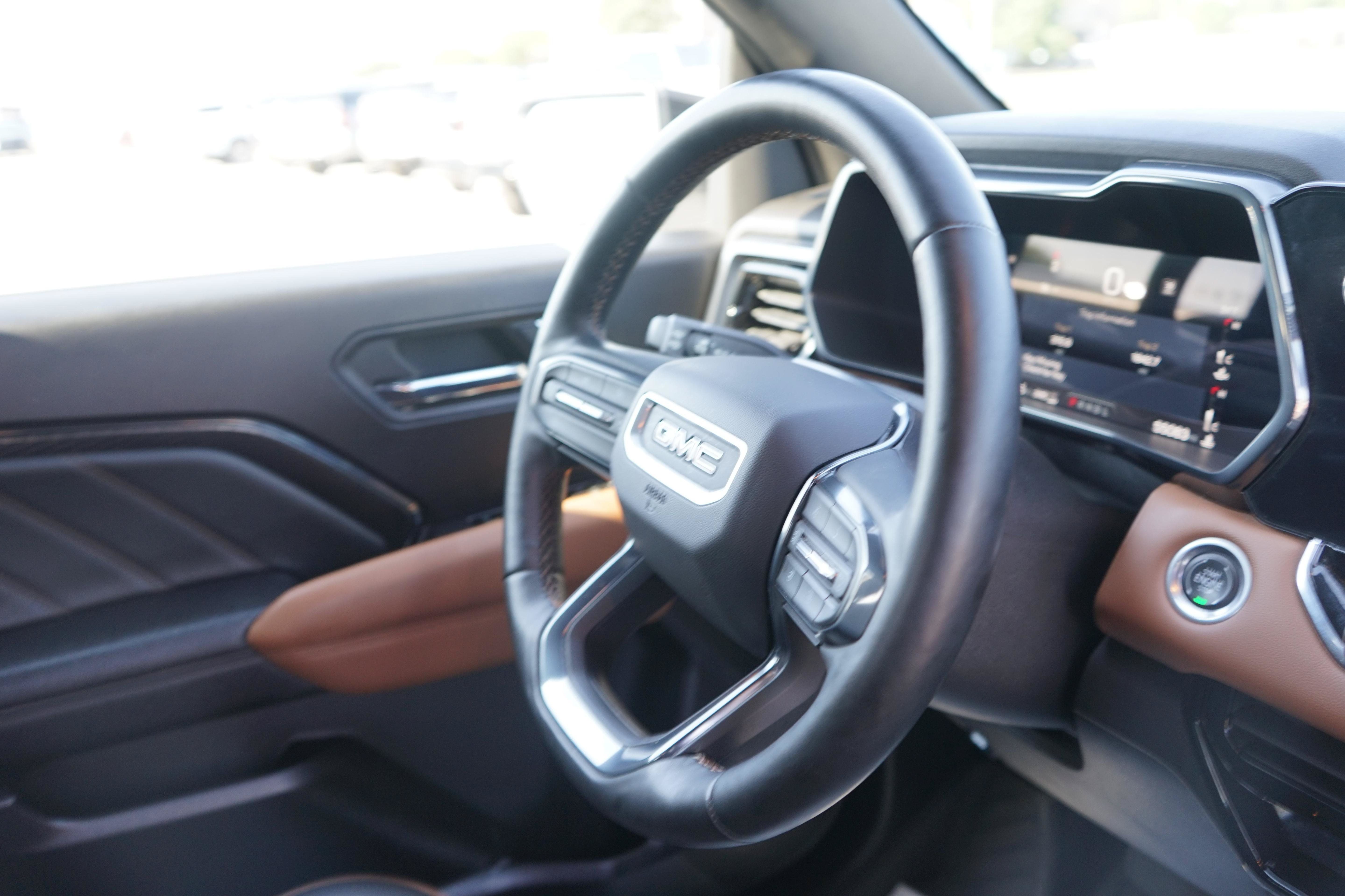 Used 2023 GMC Canyon AT4 w/ AT4 Premium Package AWD/4WD image 22