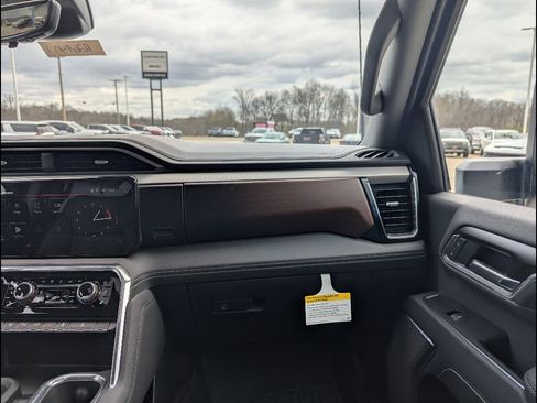 New 2026 GMC Sierra 2500 Denali w/ Technology Package image 4