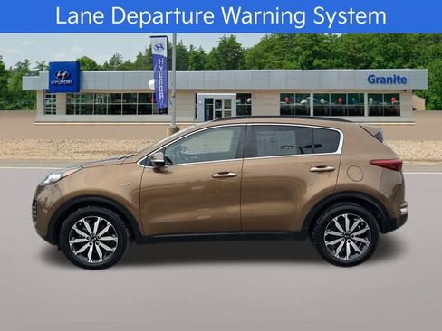 Used 2018 Kia Sportage EX w/ EX Technology Package image 12