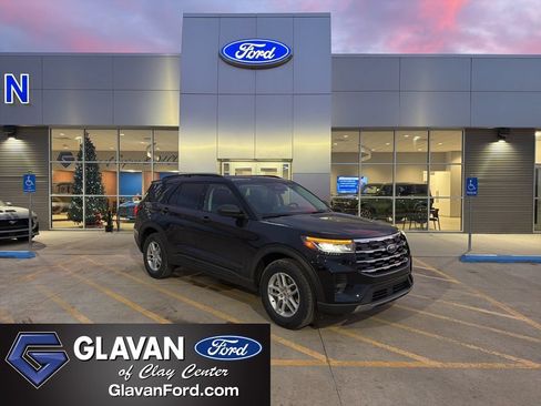 New 2026 Ford Explorer Active AWD/4WD image 1