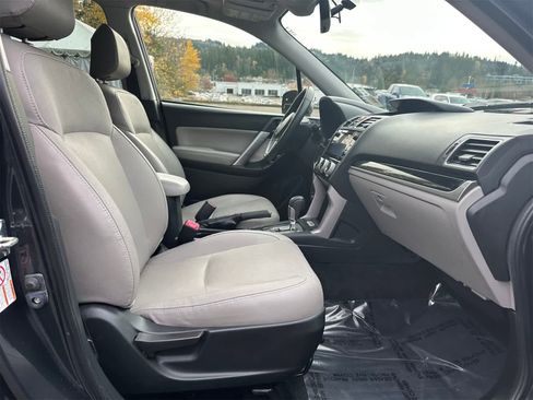 Used 2018 Subaru Forester 2.5i Limited image 13