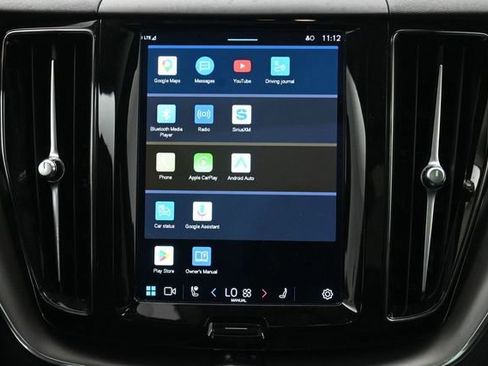Used 2023 Volvo XC60 B5 Core FWD image 21