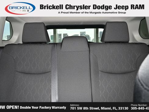 Used 2024 Toyota Corolla Cross LE w/ Moonroof Package FWD image 33