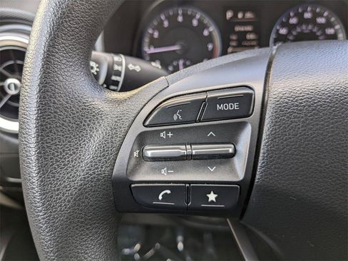 Used 2022 Hyundai Kona SEL image 13