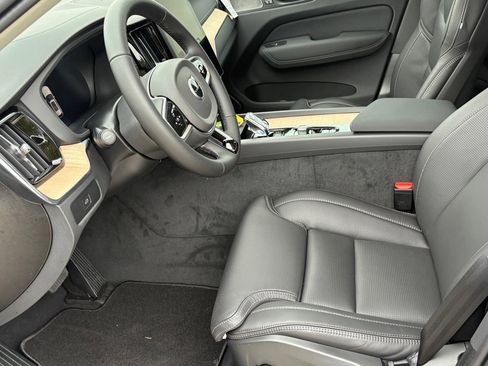 New 2026 Volvo XC60 B5 Ultra w/ Protection Package Premier image 20