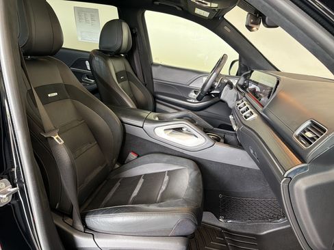 Certified 2021 Mercedes-Benz GLS 63 AMG 4MATIC w/ Acoustic Comfort Package image 25