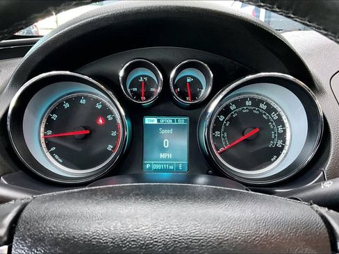 Used 2013 Buick Regal Premium FWD image 12