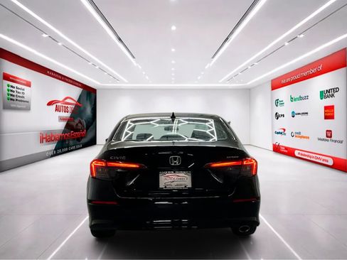 Used 2024 Honda Civic Sport image 6