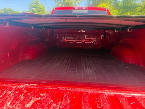 Used 2012 RAM 1500 Express RWD image 12