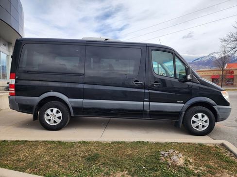 Used 2013 Mercedes-Benz Sprinter 2500 image 4