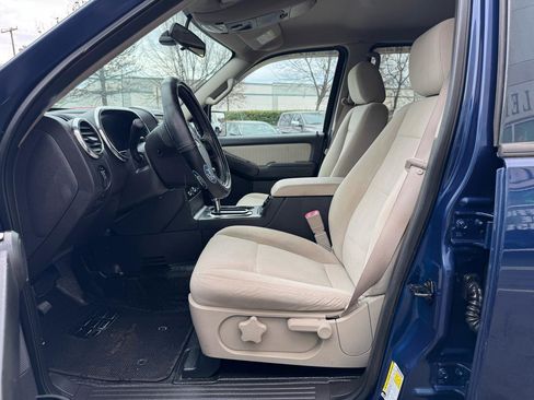 Used 2008 Ford Explorer Sport Trac XLT image 33