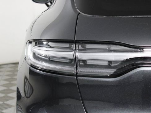 Certified 2026 Porsche Macan AWD/4WD image 12