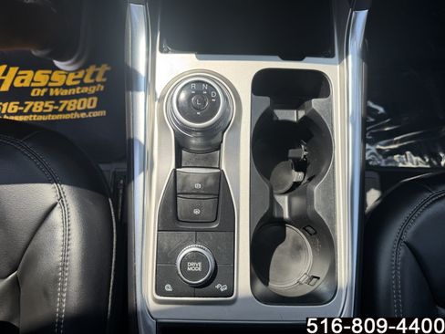 Used 2022 Ford Explorer XLT w/ Equipment Group 202A AWD/4WD image 21